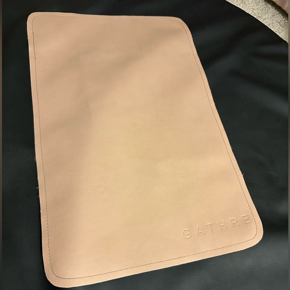 GATHRE PADDED CHANGING MAT